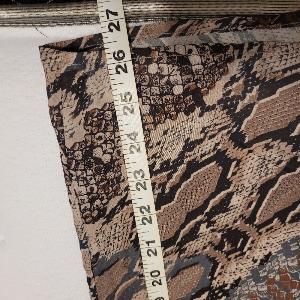 Sage python print jump suit - Picture 11 of 11